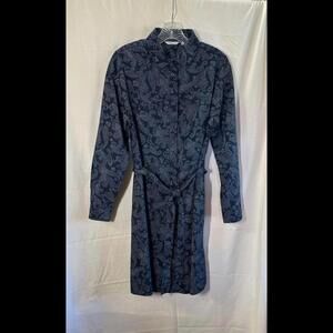 Dockers Women's Paisley Print Dress Shirt - Medium - Spring Staple!